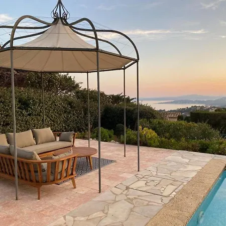 Вилла 4 Etoiles Avec Piscine Privee, Climatisation Et Wi-fi Aux Issambres - Fr-1-768-11 *